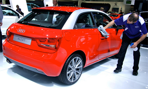 Beneficios de encerar el coche | Audi Galicia Beneficios de encerar el coche | Audi Galicia