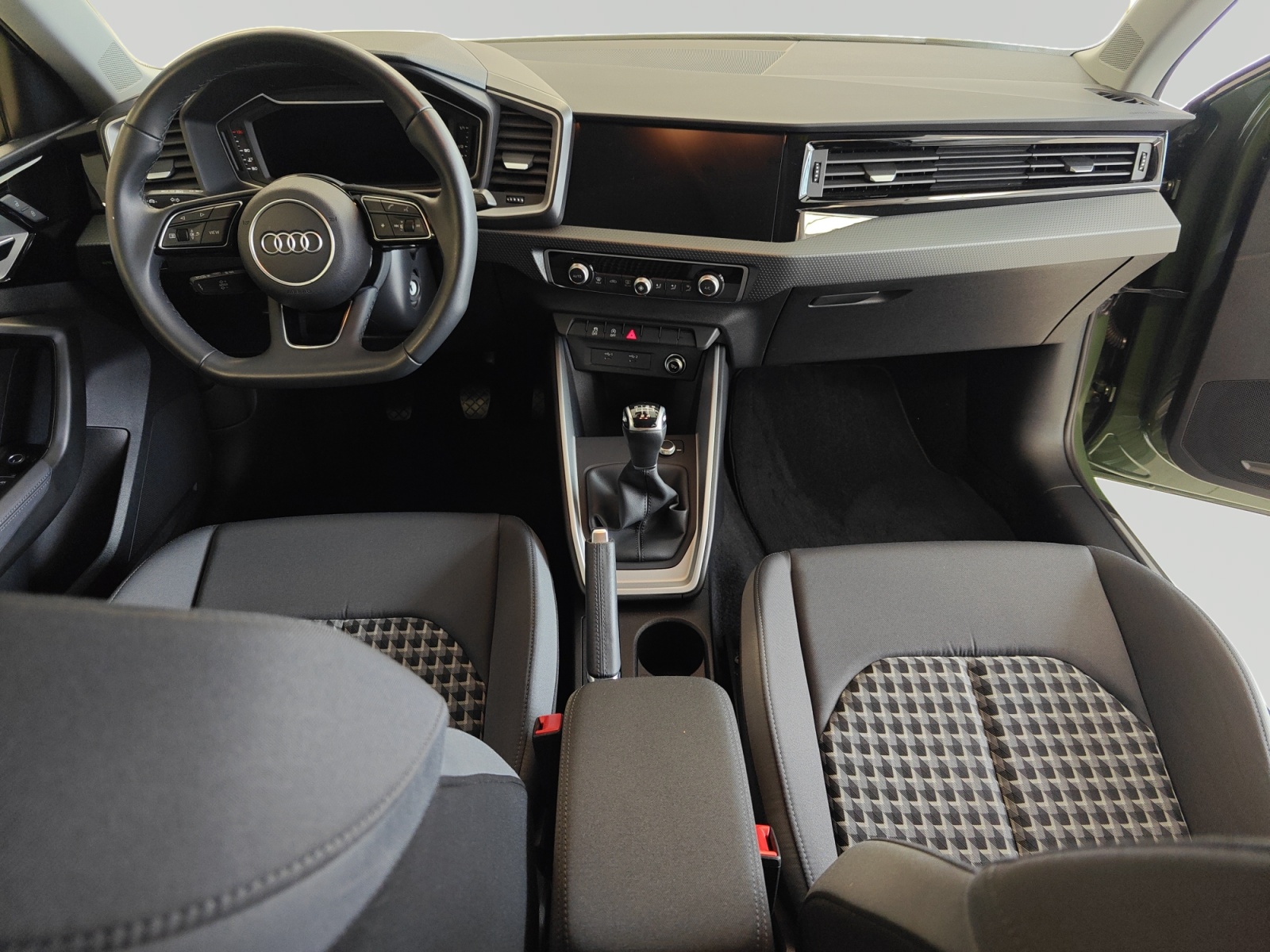 AUDI A1 SPORTBACK ADRENALIN 25 TFSI 70KW (95CV) - vwaudiarrojo