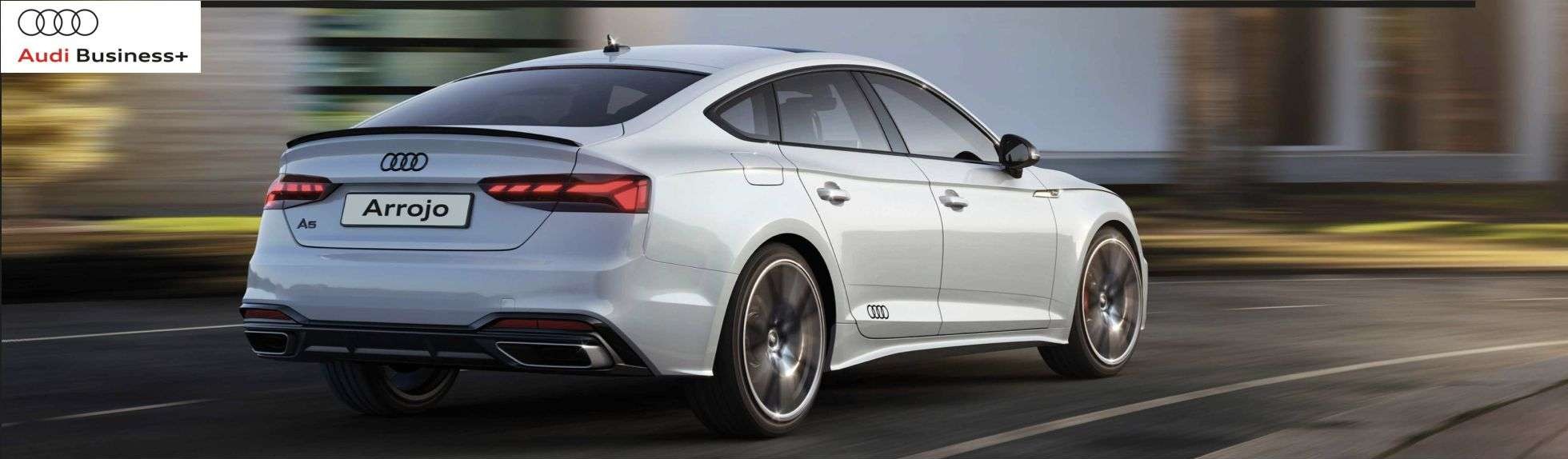 Sedán Audi A5 en movimiento con matrícula Arroyo
