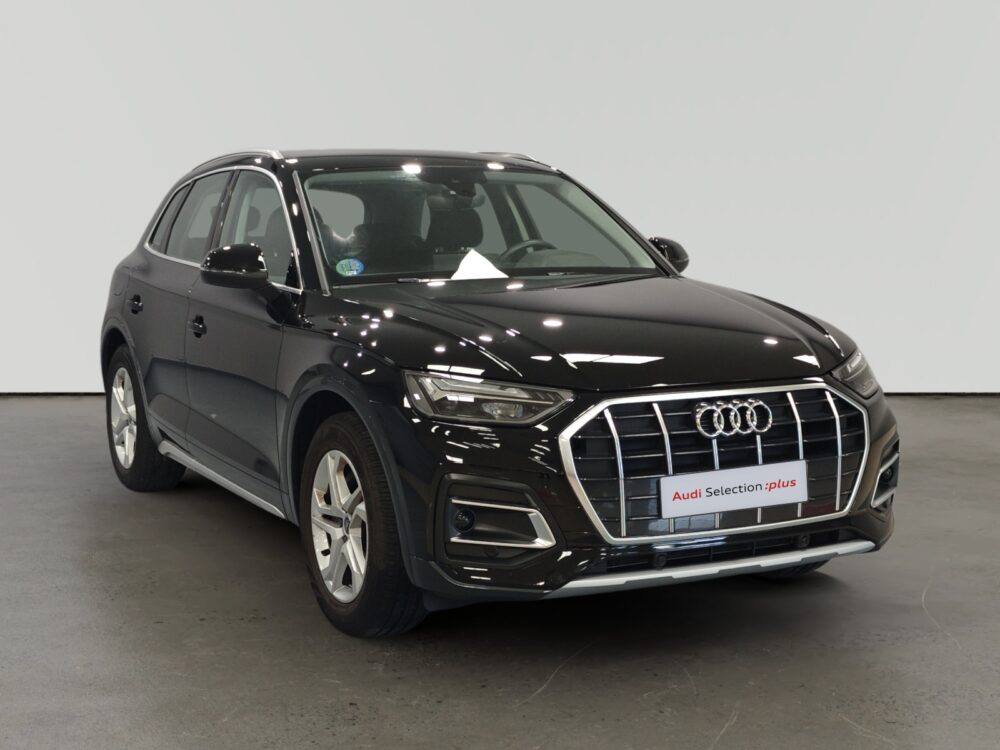 Audi Q4 e-tron negro de la línea Selection:plus