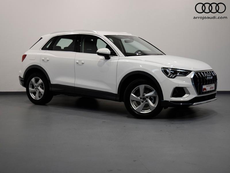 Audi Q4 e-tron blanco de perfil