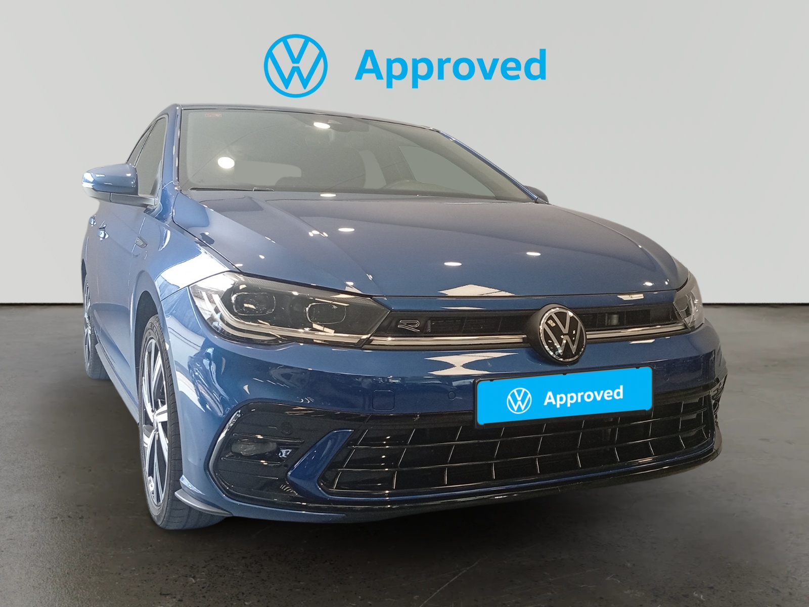 Volkswagen ID.4 eléctrico azul aprobado