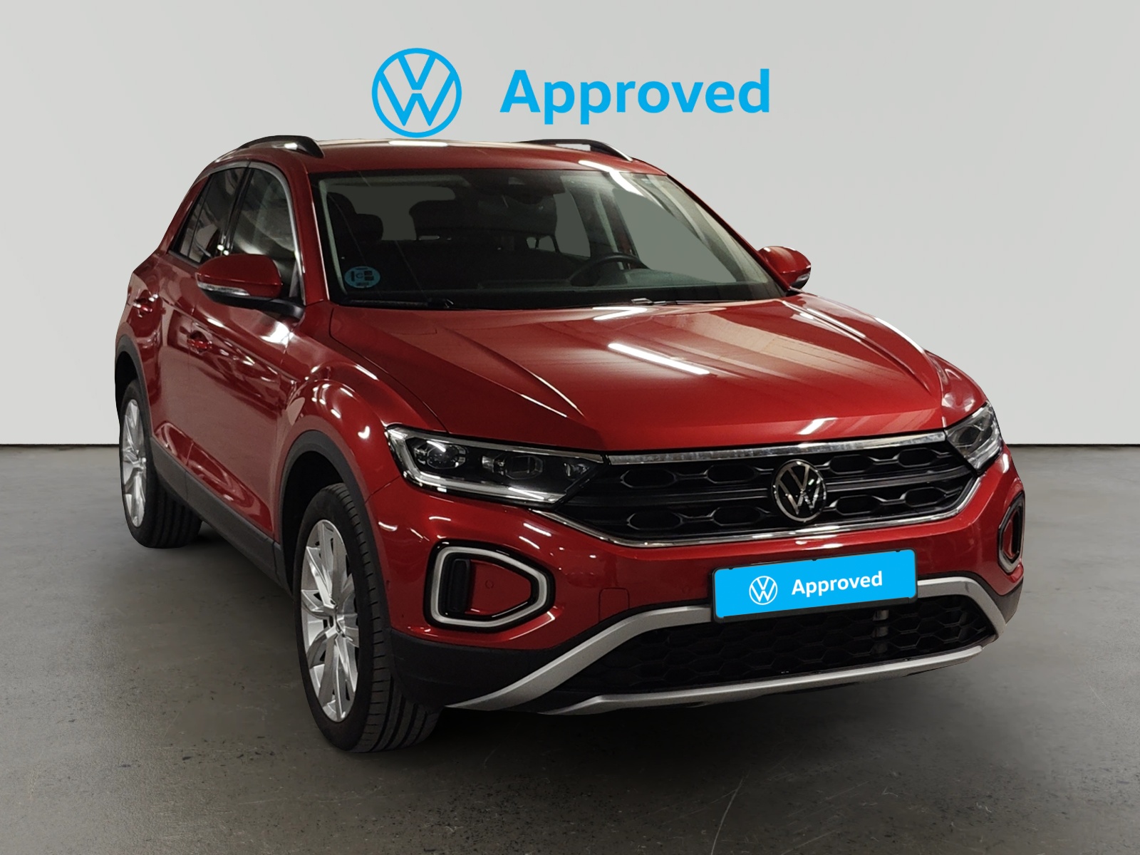 Volkswagen T-Roc rojo aprobado en concesionario